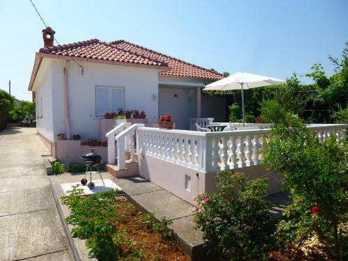 Apartments By The Sea Ugljan - 13764