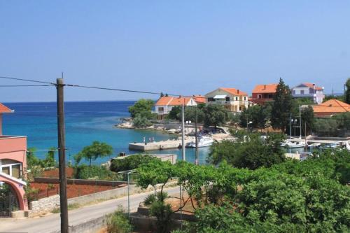 Apartments By The Sea Ugljan - 8301