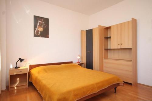 Apartments By The Sea Ugljan - 8423