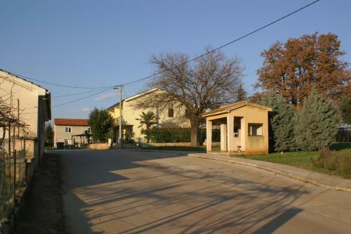 Hostal Double Room Babici 3046b