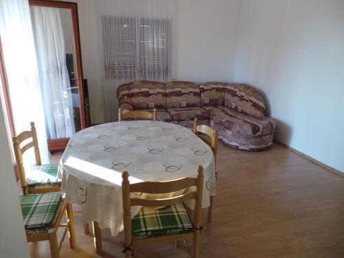 Apartments In Umag/istrien 31227
