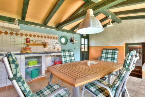 House With Apartment Degy