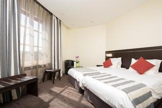 Hotel Kyriad Paris 10 - Gare De L'est