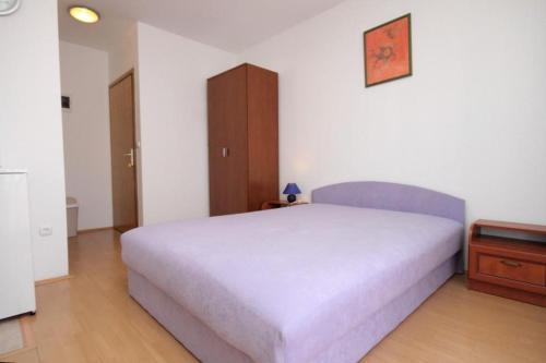 Apartments With A Parking Space Umag - 2548