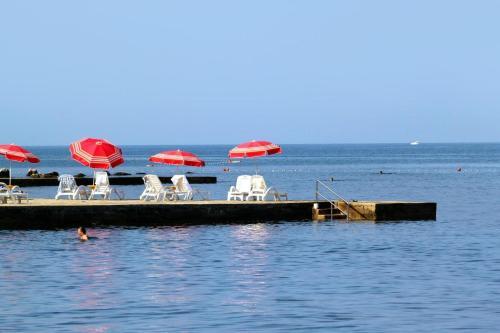 Apartments With A Parking Space Umag - 2548