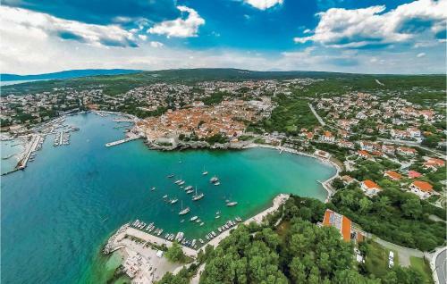 Four-bedroom Holiday Home In Vantacici