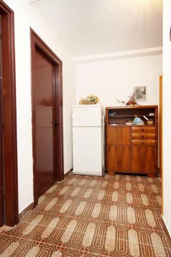 Apartments By The Sea Veli Iz (iz) - 6255