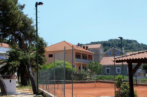 Apartments By The Sea Veli Iz (iz) - 6255