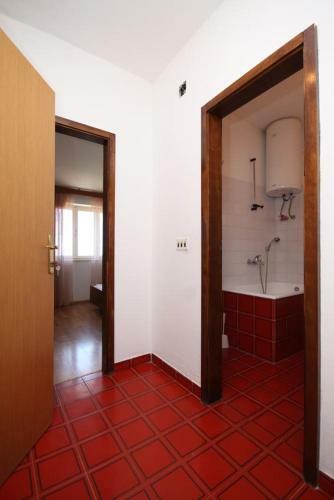 Apartments With A Parking Space Veliko Brdo (makarska) - 6791