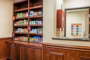 Hotel Comfort Suites Near Texas A&m - Corpus Christi