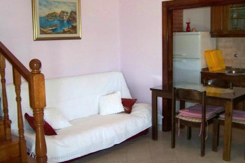 Apartments By The Sea Vinisce (trogir) - 4288