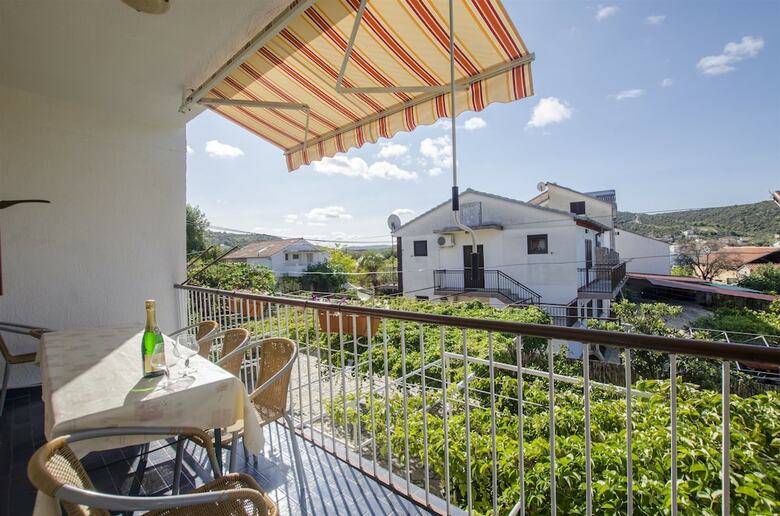 Apartamentos House Marin