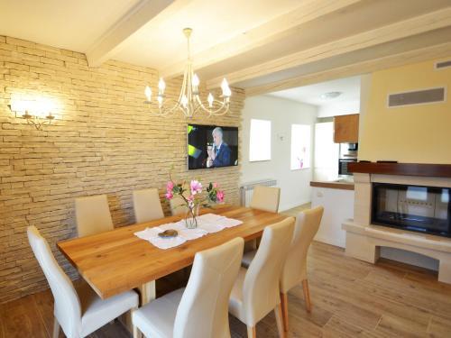 Holiday Home Castello �oza