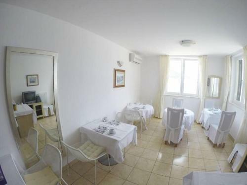 Apartment Vinjerac 3093j