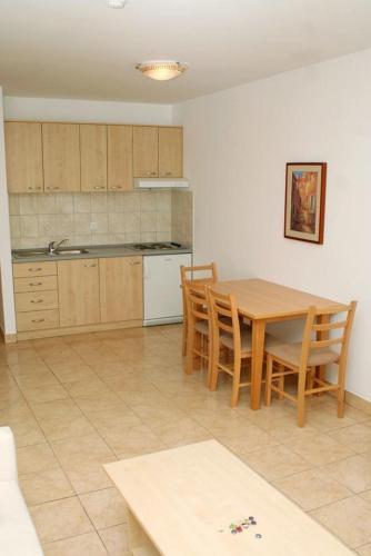 Apartments By The Sea Vinjerac (zadar) - 3093