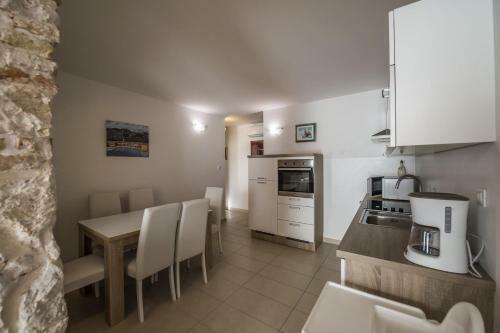 Hostal Apartments Vinjerac