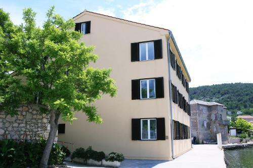 Apartments Tamarix
