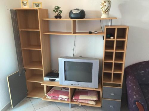 One-bedroom Apartment In Vir IV