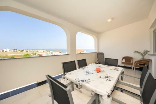 Apartments Dragi?evi?