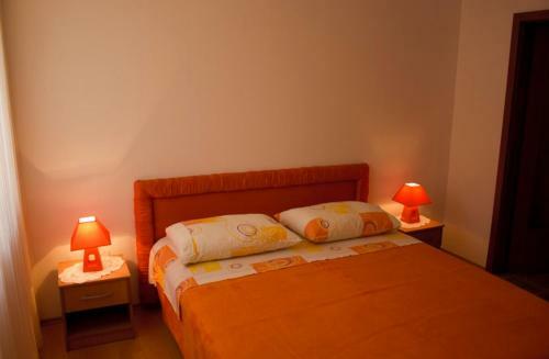 Hostal Apartment And Room Daria