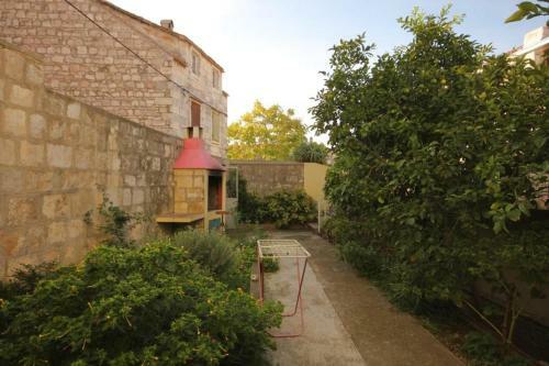 Apartment Vis 8534a