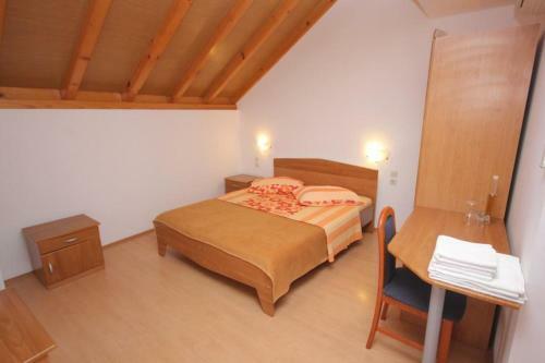 Hostal Rooms By The Sea Vis - 3034