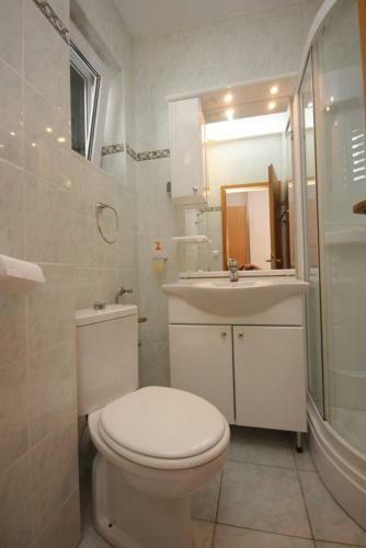 Hostal Rooms By The Sea Vis - 3034