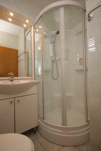 Hostal Rooms By The Sea Vis - 3034