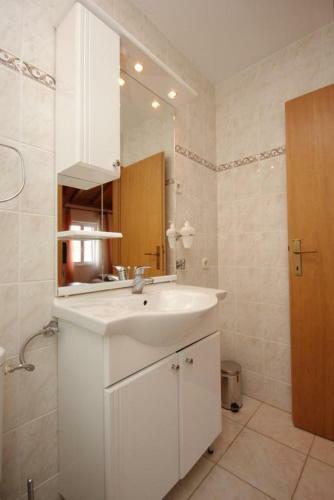 Hostal Rooms By The Sea Vis - 3034