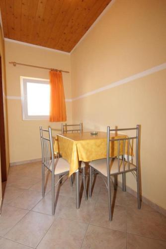 Apartments With A Parking Space Vis - 8531