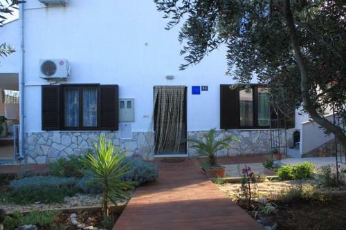Apartments By The Sea Rukavac (vis) - 8893