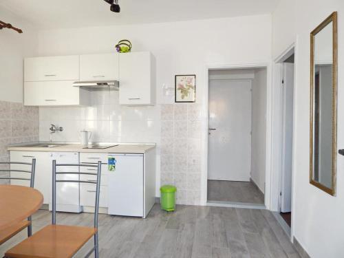 Apartments With A Parking Space Vlasici (pag) - 4139