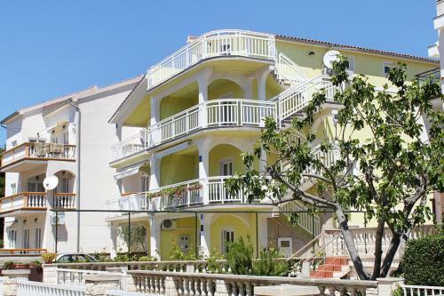 Apartments With A Parking Space Vodice - 6233