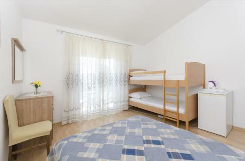 Hostal Rooms Branimir