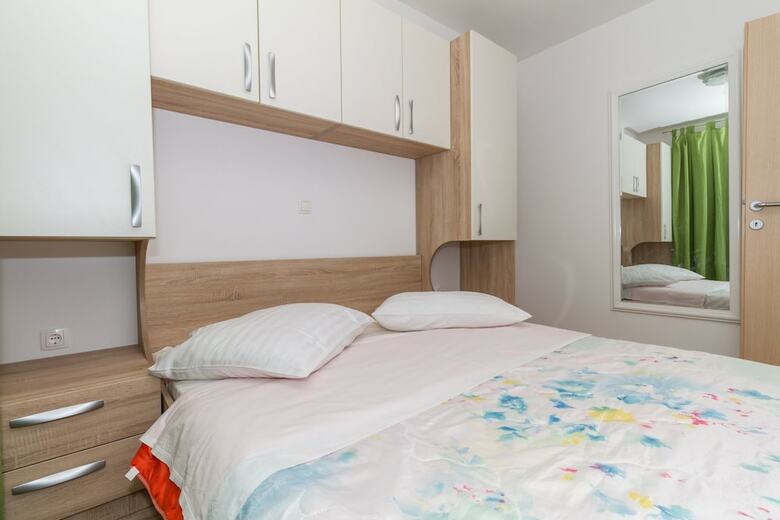 Apartments Villa-ines Center