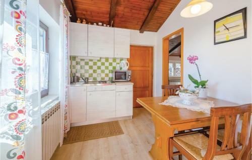 One-bedroom Holiday Home In Pobri