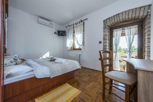 Villa Natale With Private Pool And Garden