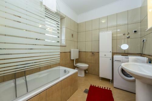 Villa Natale With Private Pool And Garden