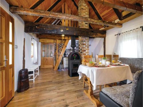 Two-bedroom Holiday Home In Vrbovec