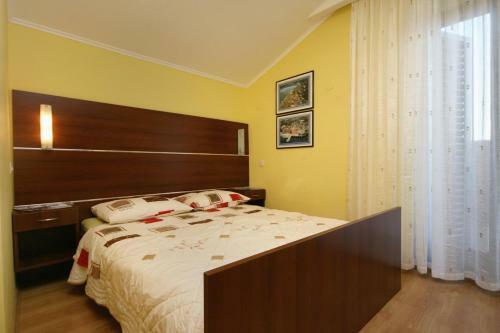 Apartment Pinezici 5440b