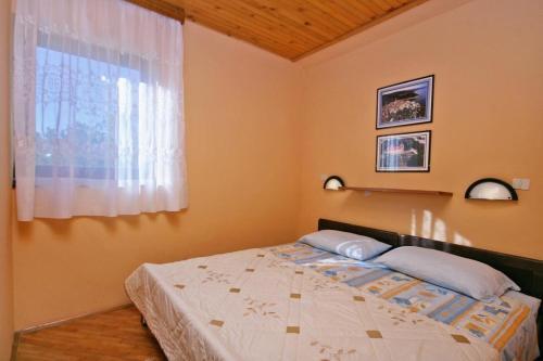Apartment Pinezici 5440c