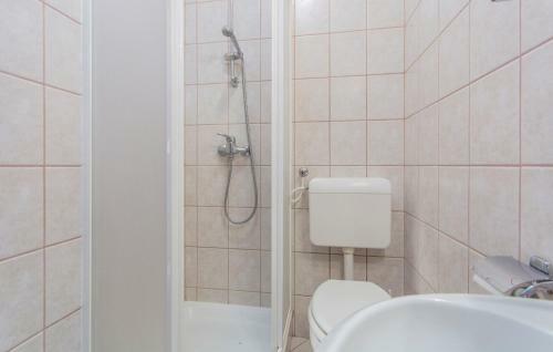 Hostal Apartments Evelyn Brostolade