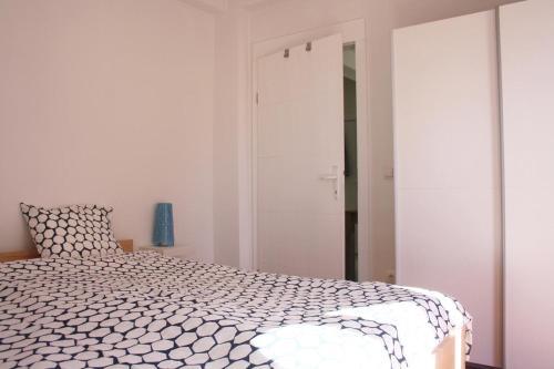 Apartments With A Parking Space Vrsi - Mulo (zadar) - 13160