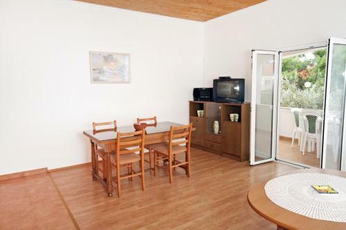Apartments With A Parking Space Vrsi - Mulo (zadar) - 5796