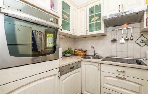 One-bedroom Apartment In Poljane