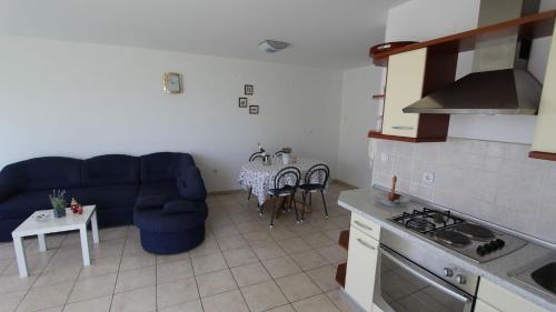 Apartment In Malinska/insel Krk 12989