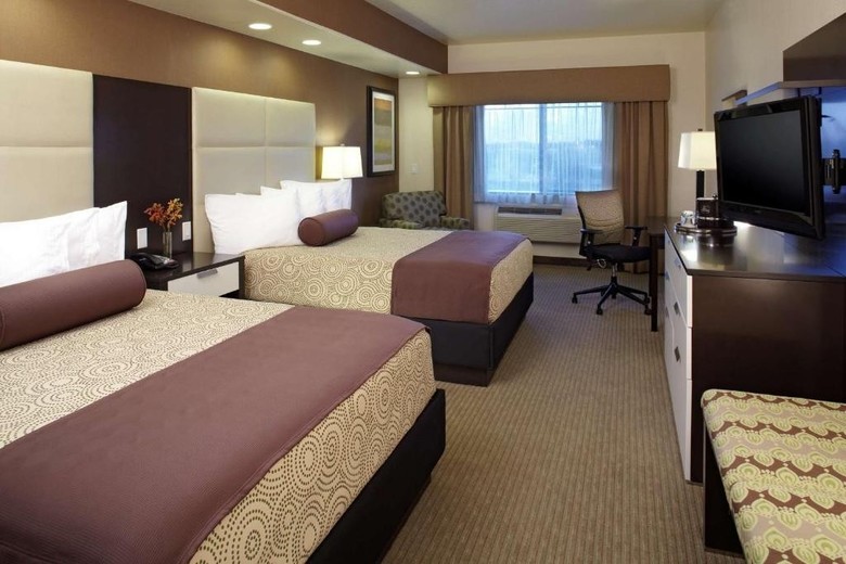 Best Western Plus Atrea Hotel