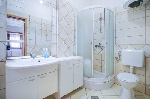 Hostal Apartments Fiskus