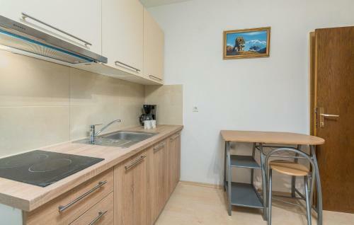 Hostal Apartments Simonetti