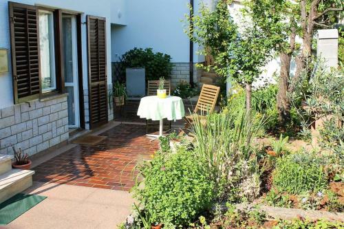 Hostal App. Fiorela